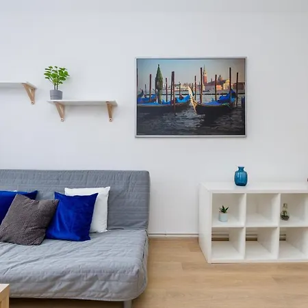 Hostel Poznest 28 Czerwca - Self Check-in - Samodzielne Zameldowanie